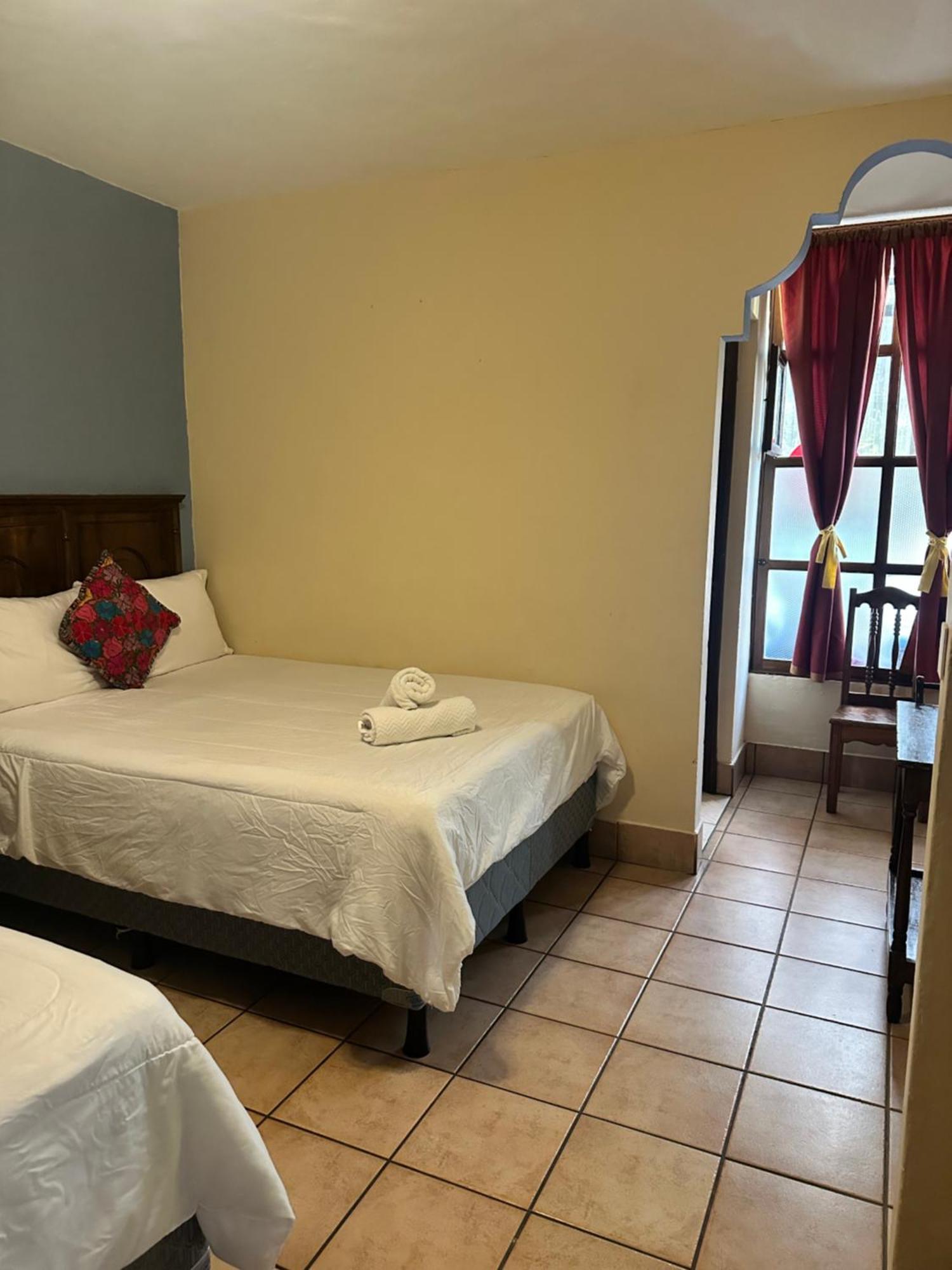 Don Valentino Hotel Antigua Room photo